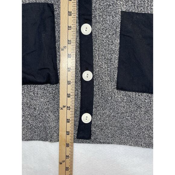 L.L Bean Women's Coastal Cotton Sweater, Cardigan Size M Gray Black Accents VTG‎ - Picture 4 of 10